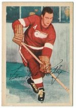 40 RED KELLY.jpg