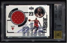 98UDGameUsedJerseyAUTO1323bgs9.jpg
