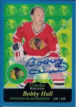 2015-16 OPC Platinum Retro Blue Rainbow Autograph #R13 Bobby Hull.webp