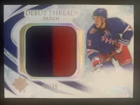 2010-11 Ultimate Collection Debut Threads Patch Derek Stepan #35 of 35.webp
