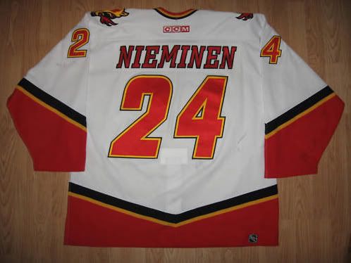NieminenBack.jpg